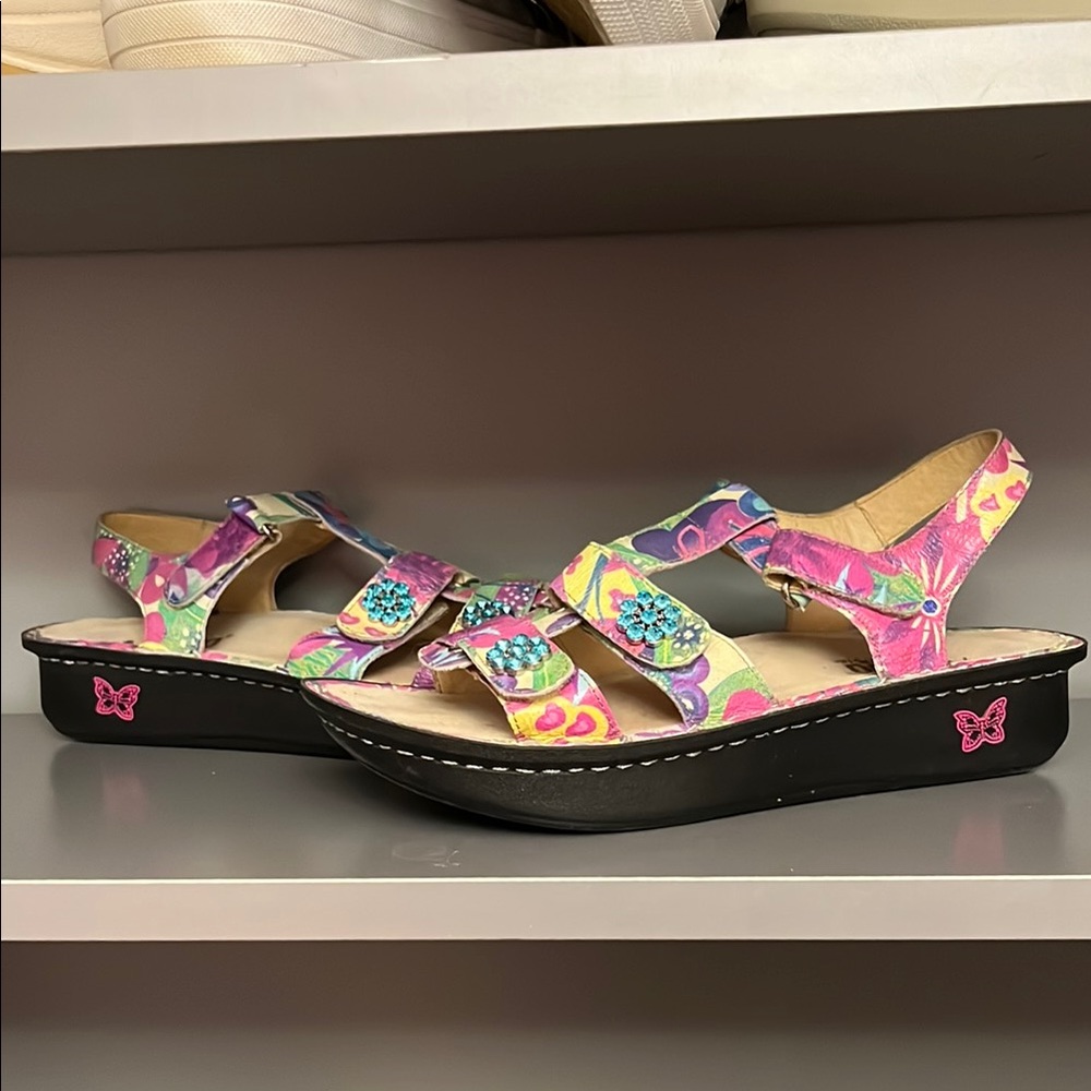Colorful Comfort Women's Sandals